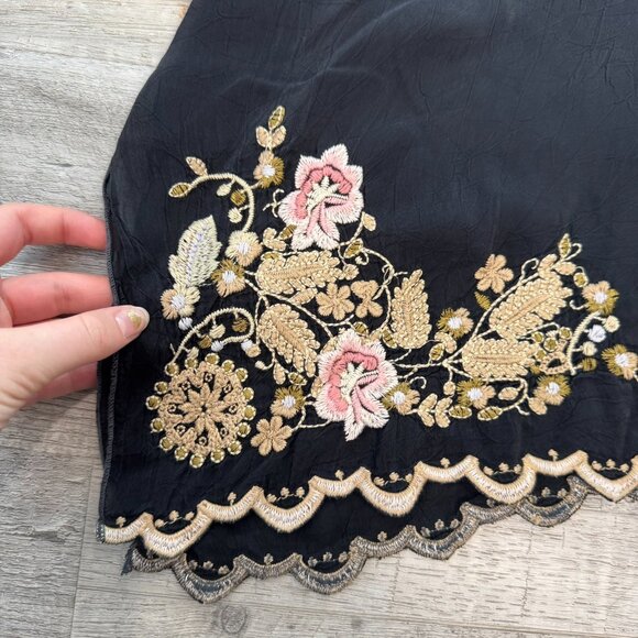 Johnny Was black heavily embroidered floral tunic short sleeve FLAWED large I46 - Picture 2 of 10